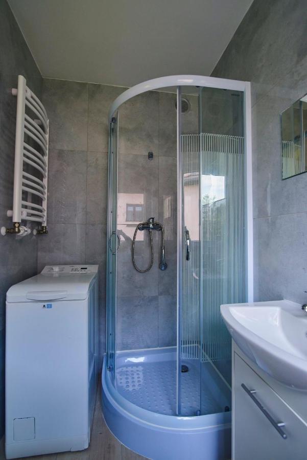 Regem Apartments Plonska ワルシャワ エクステリア 写真